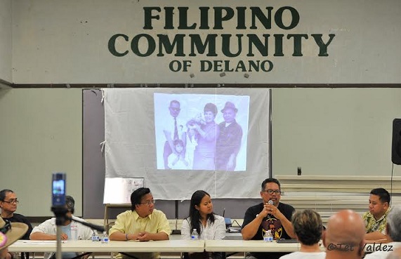 Cerritos Mayor Mark Pulido (right) facilitates discussion with sons and daughters of Delano, including Johnny Itliong and filmmaker Marisa Aroy.  Photos by Tet Valdez & Evangeline Rodriguez of TheFilAmLA