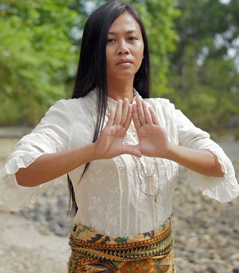 Palawan native Bonivie Budao makes her film debut in ‘Busong.’ 