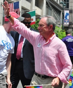 Mayor Mike Bloomberg waves at crowd. 
