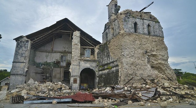 Baclayon Church after the earthquake. Photo: Anthony Manding