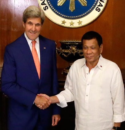 President Rodrigo Duterte welcomes U.S. Secretary of State John Kerry to Manila in July 2016. Malacanang photo 
