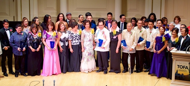 The awardees share the stage with guest speakers and musical performers. Photos by Boyet Loverita 