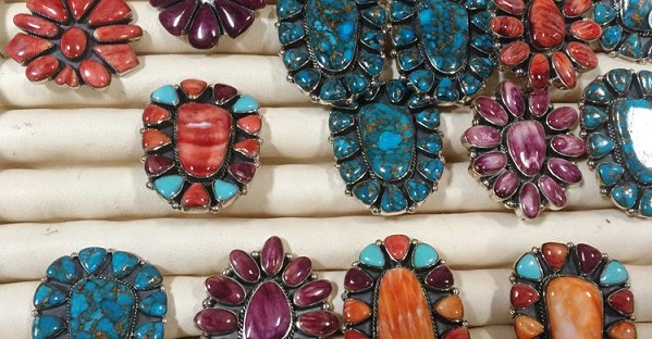 Jewelry made by Filipino craftsmen not by American Indian tribes. Photo: USICE