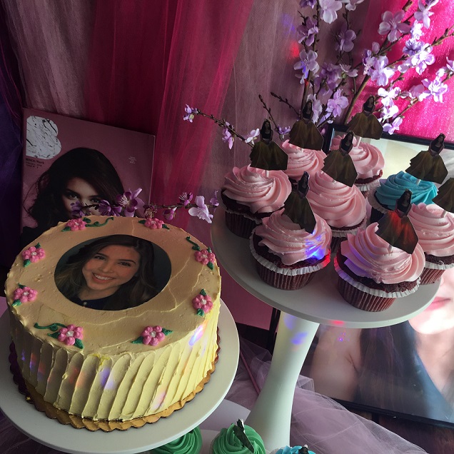 From adoring Maine Mendoza fans, a cake and cupcakes with her cutouts. 