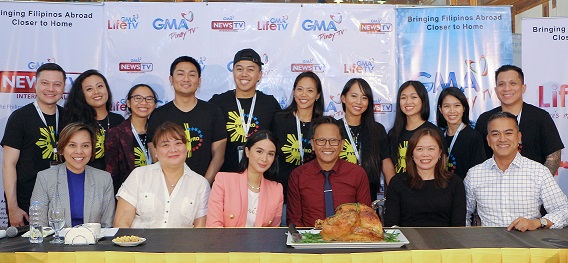 Front row from left:  GMA International Assistant Vice President for Programming Cheri Domingo, GMA Kapuso Foundation EVP and COO Rikki Escudero-Catibog, Heart Evangelista, Howie Severino, GMA Senior Assistant Vice President for Alternative Productions Gigi Santiago-Lara, and GMA First Vice President and Head of International Operations Joseph Francia together with the 2018 FYLPRO delegates during the immersion tour and Thanksgiving dinner the GMA team hosted.   