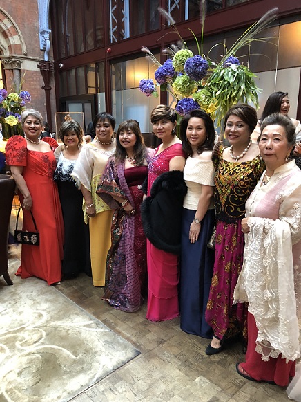 Ana, 3rd from left, with  fellow honorees at the 2018 Filipina Women’s Network Summit in London.